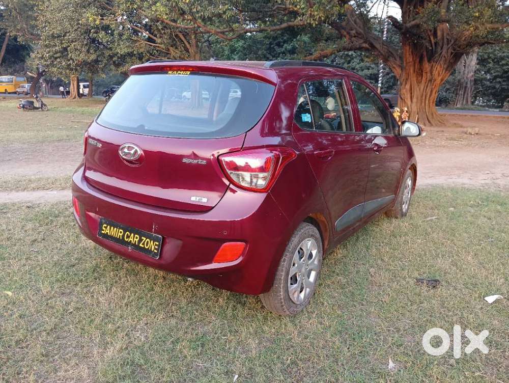 Hyundai Grand I10 2013-2016 Sportz, 2016, Petrol