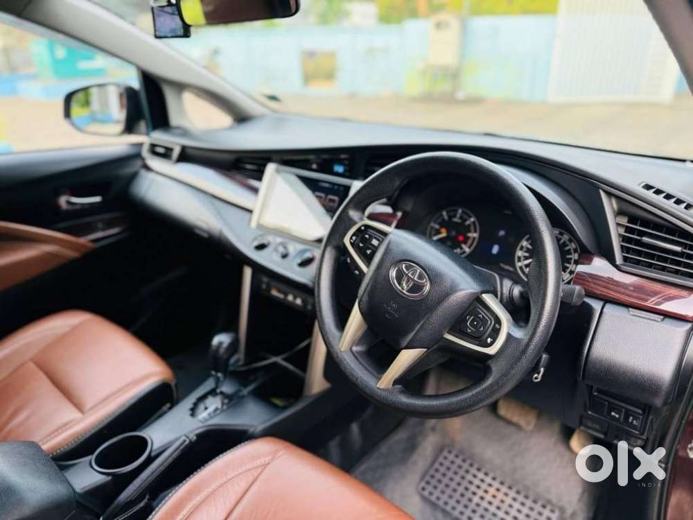 Toyota Innova Crysta 2.8 Gx At, 2017, Diesel