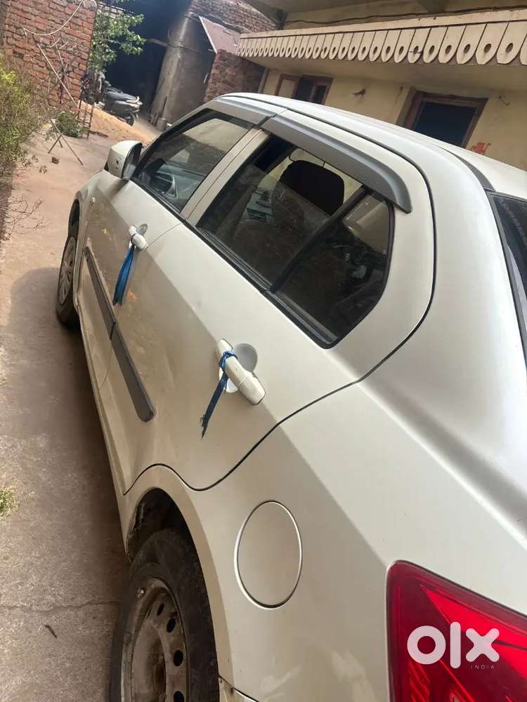 Maruti Suzuki Dzire 2017 Diesel Well Maintained