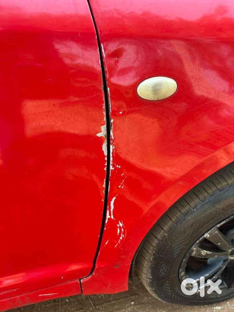 Well Maintained Female Owned Car With Sun Roof