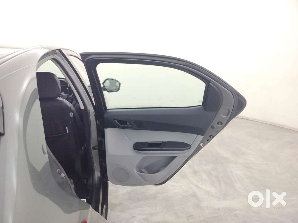 Tata Tiago 1.05 Revotorq Xt, 2023, Petrol