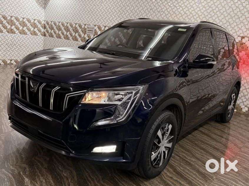Mahindra Xuv700 2.2 Ax 5 Diesel At 7 Str, 2025, Diesel