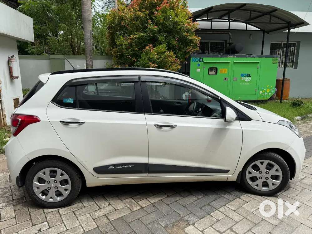 Hyundai Grand I10 2015 Petrol Well Maintained