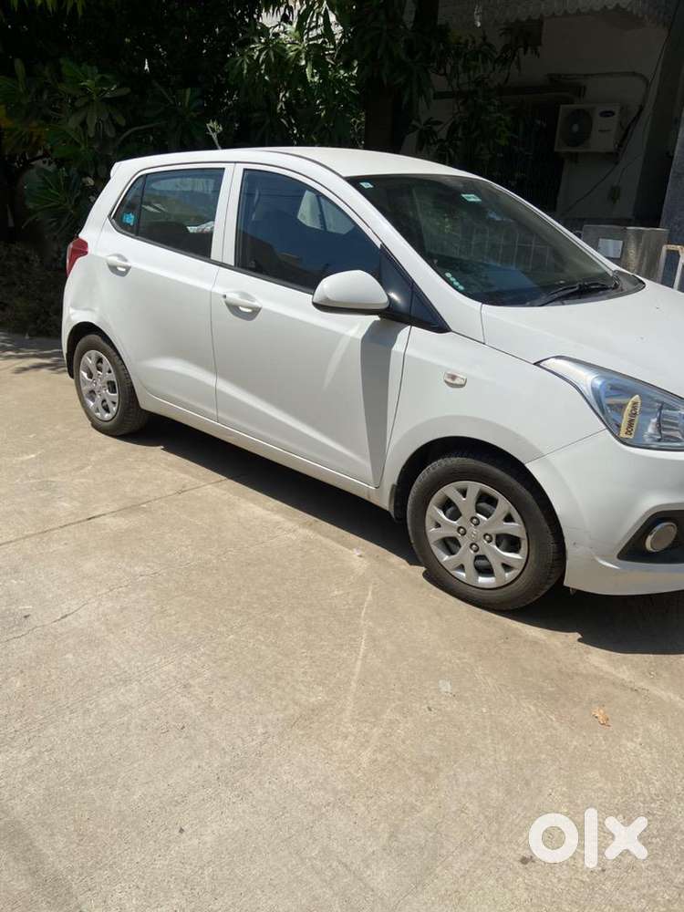 Hyundai Grand I10 2013 Petrol Well Maintained