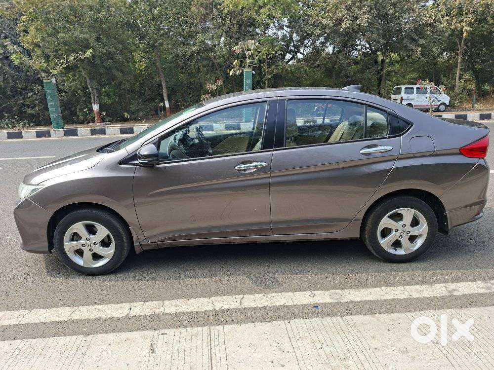 Honda City 1.5 V 4th Gen I-vtec Mt, 2016, Petrol