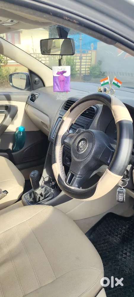 Volkswagen Vento Petrol Manual 2010