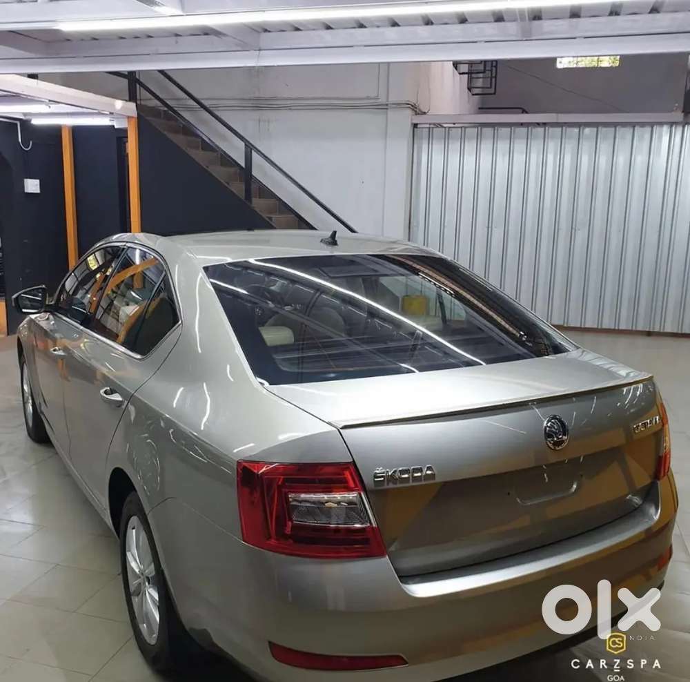 Skoda Octavia 2016 Petrol 124000 Km Driven