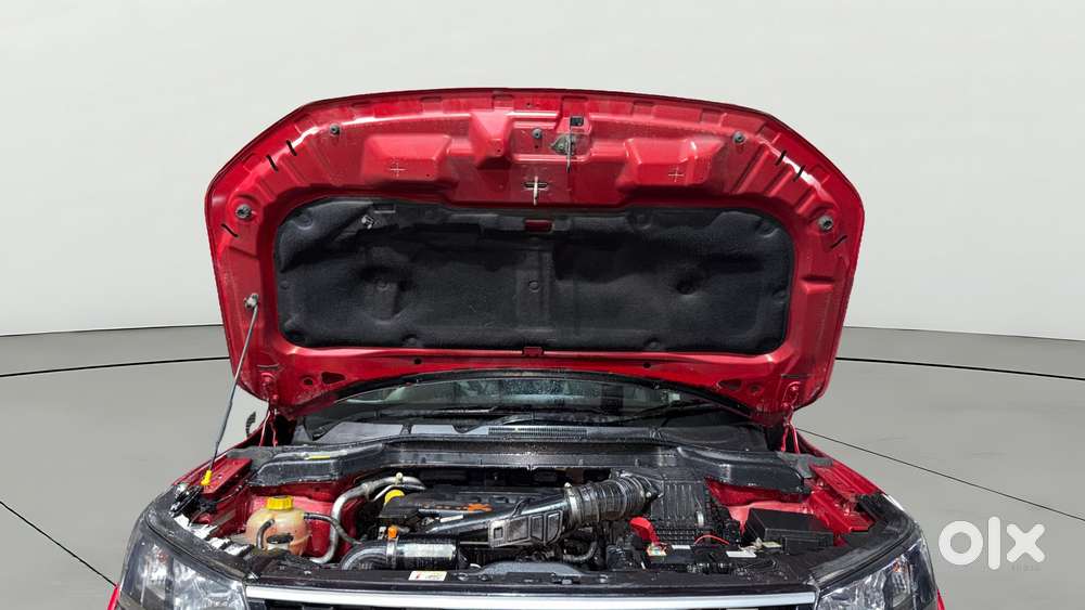 Mahindra Xuv300 W6, 2023, Petrol