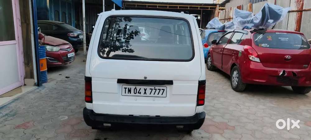 Maruti Omni White Petrol Owner Driven