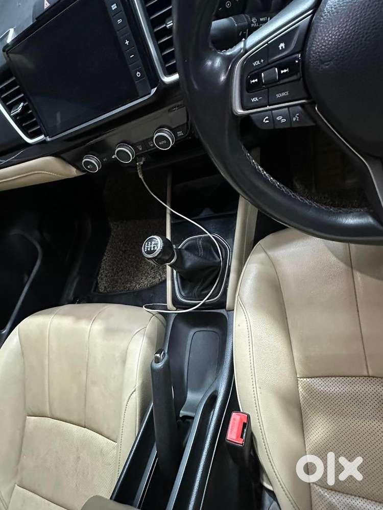 Honda City Zx 2022 Petrol 47522 Km Driven