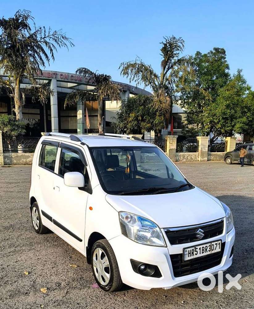 Maruti Suzuki Wagon R 1.0 Vxi Ags, 2018, Petrol