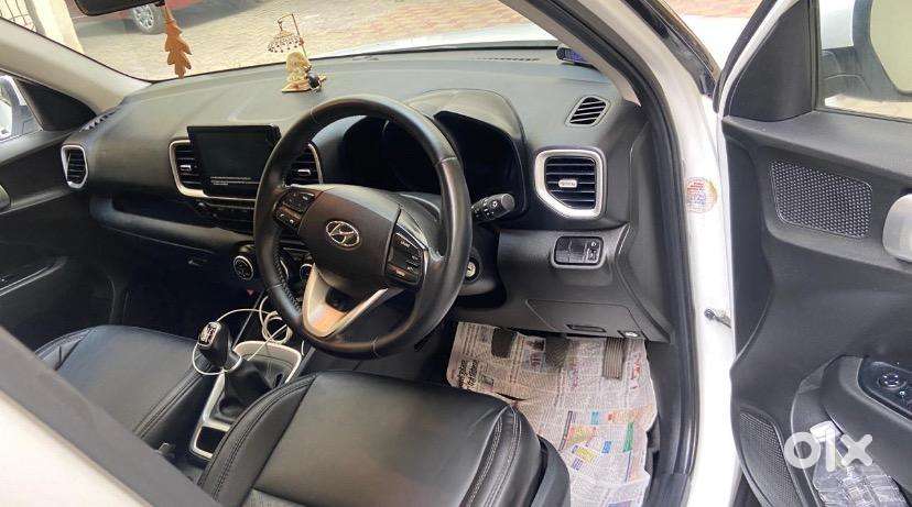 Hyundai Venue Diesel 2021 In 9.75 Lakh