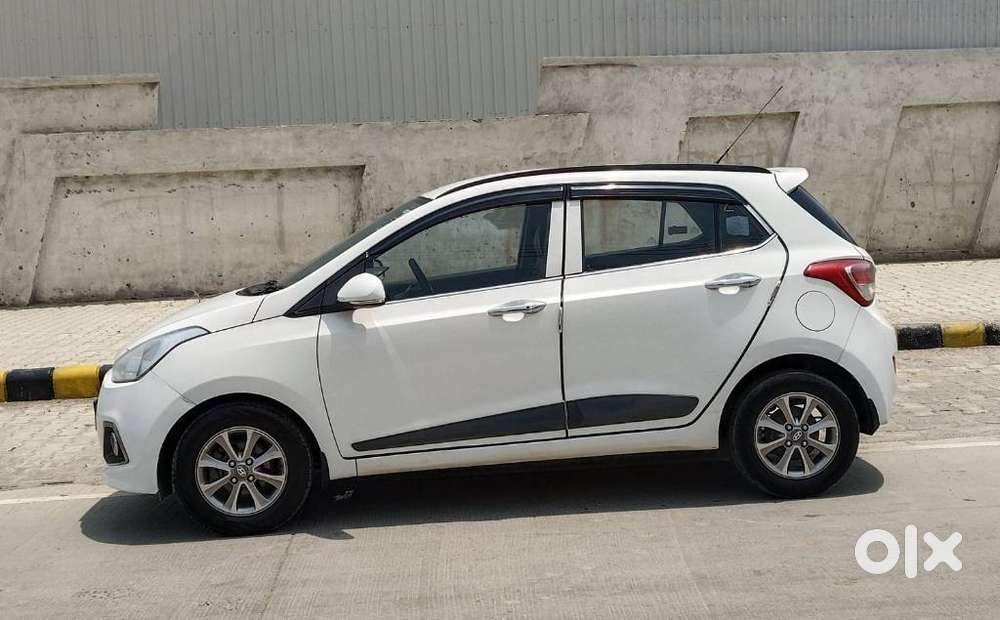 Hyundai Grand I10 Asta Option, 2015, Petrol