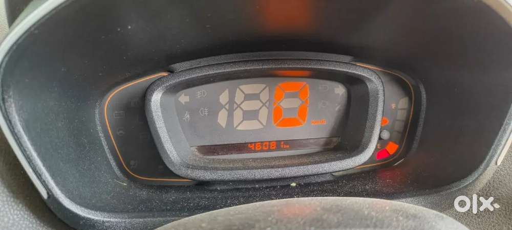 Renault Kwid 2018 Manual Petrol Lene Wale Hi Massage Kre