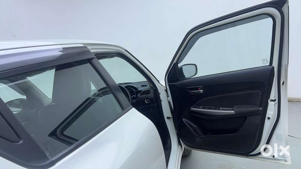 Maruti Suzuki Swift 1.3 Zxi, 2024, Petrol