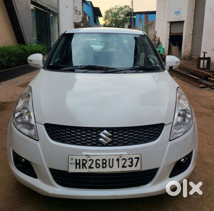 Maruti Suzuki Swift Vxi Optional, 2012, Petrol
