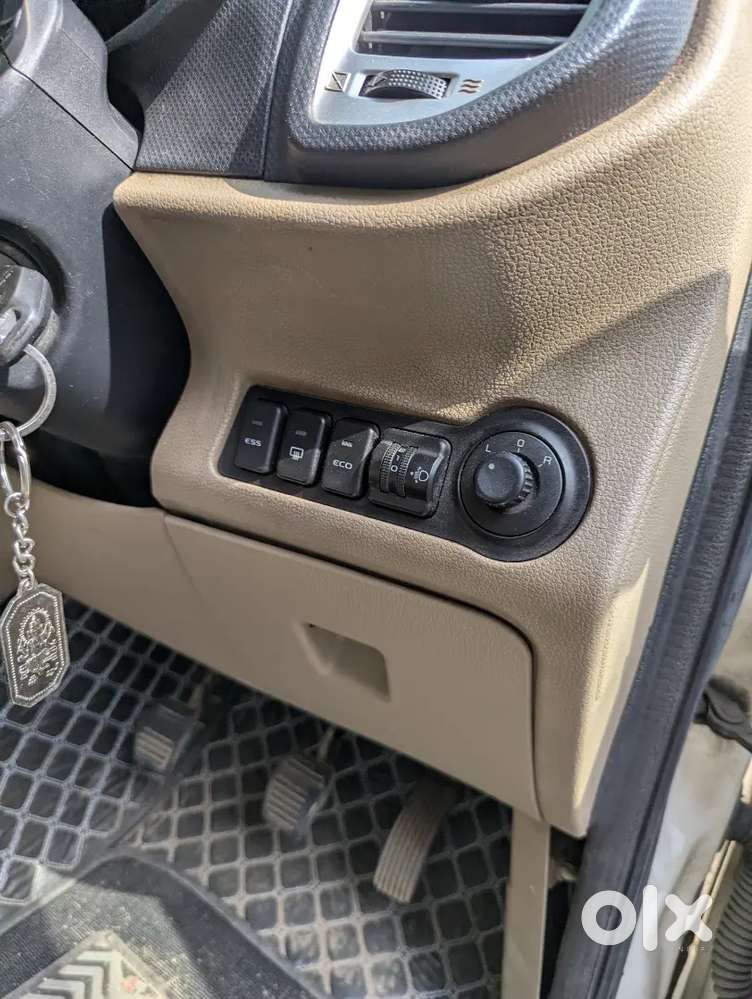 Mahindra Tuv 300 2017 Diesel Good Condition