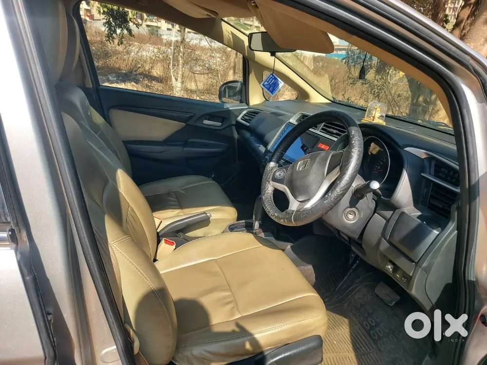 Honda Jazz 2015 Cng & Hybrids Well Maintained