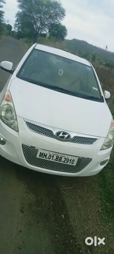 Hyundai I20 2012 Petrol 100000 Km Driven