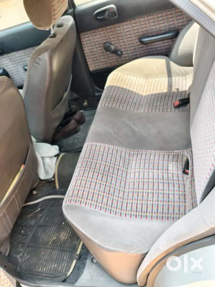 Maruti Suzuki Esteem 2005 Petrol Well Maintained