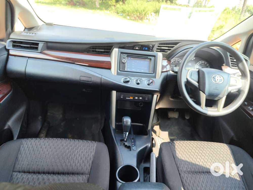 Toyota Innova Crysta 2.8 Gx At, 2017, Diesel