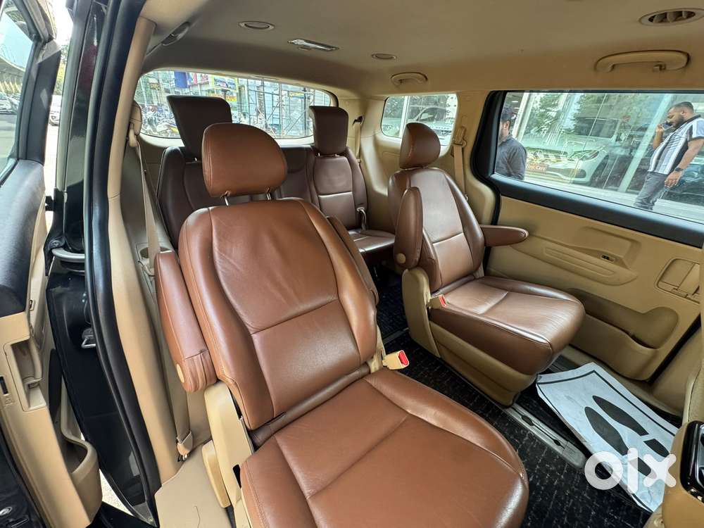 Kia Carnival Premium 8 Str, 2020, Diesel