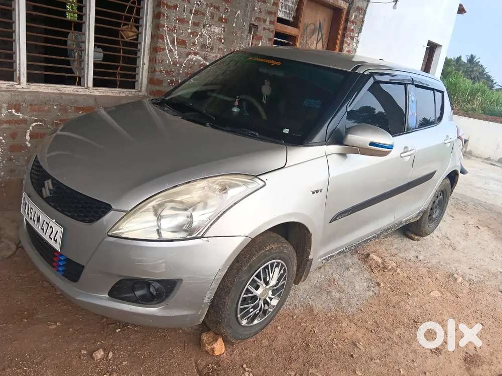 Maruti Suzuki Swift 2012 Petrol