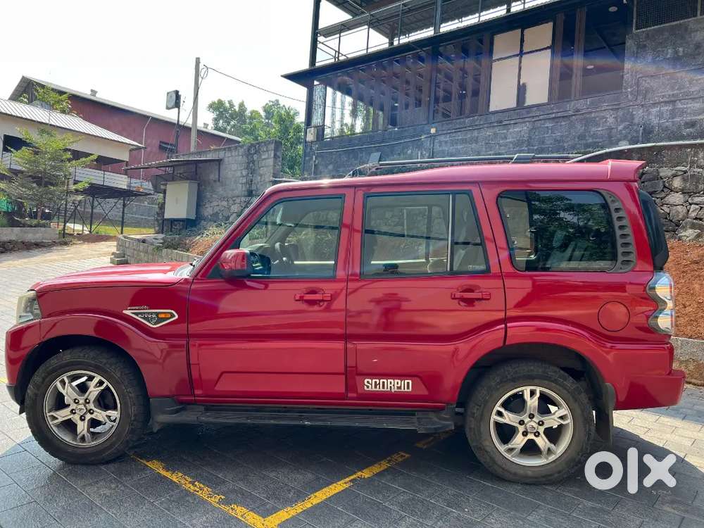 Mahindra Bolero Neo 2017 Diesel 200000 Km Driven