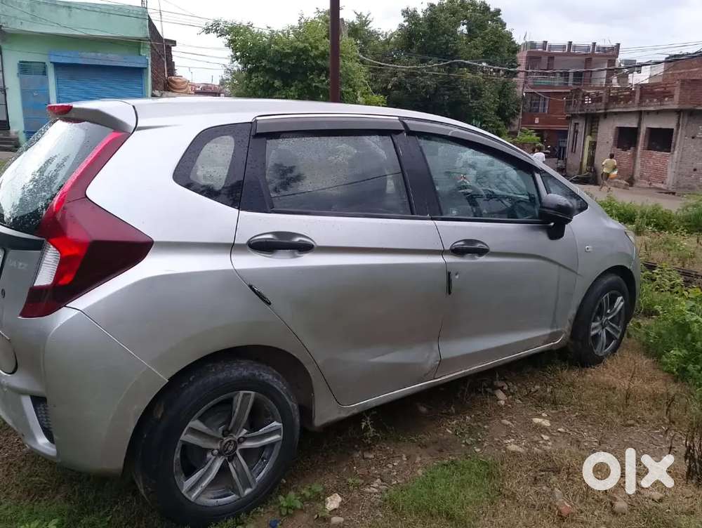 Honda Jazz 2016 Diesel Well Maintained