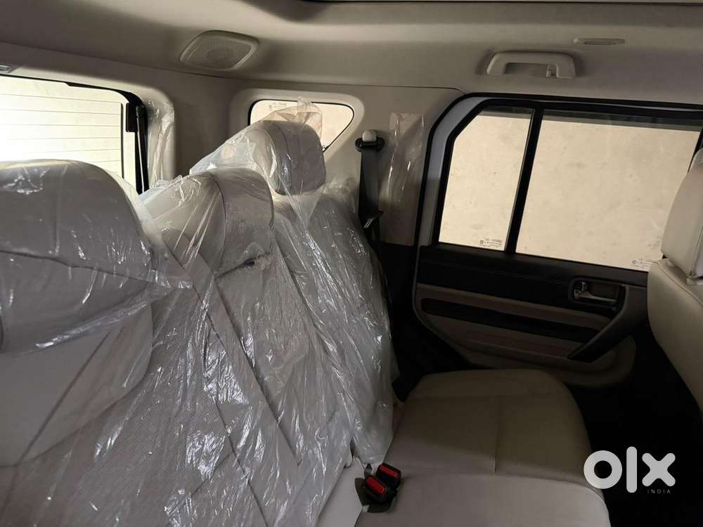 Mahindra Thar Roxx 2025 Diesel 12400 Km Driven