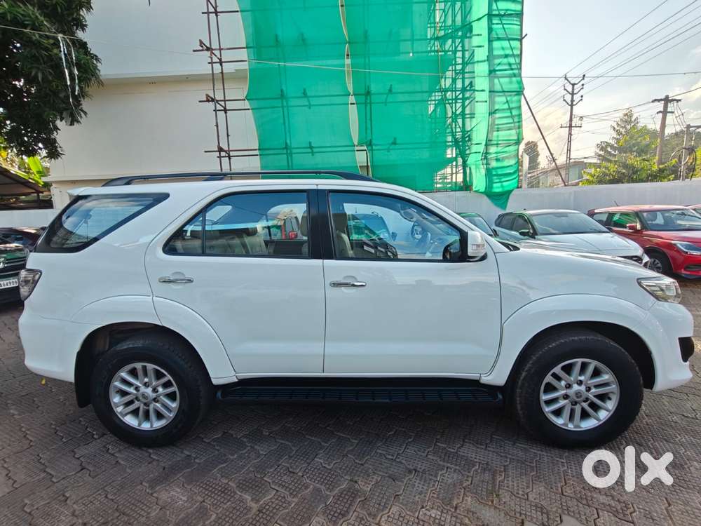 Toyota Fortuner 3.0 4x2 Automatic, 2012, Diesel
