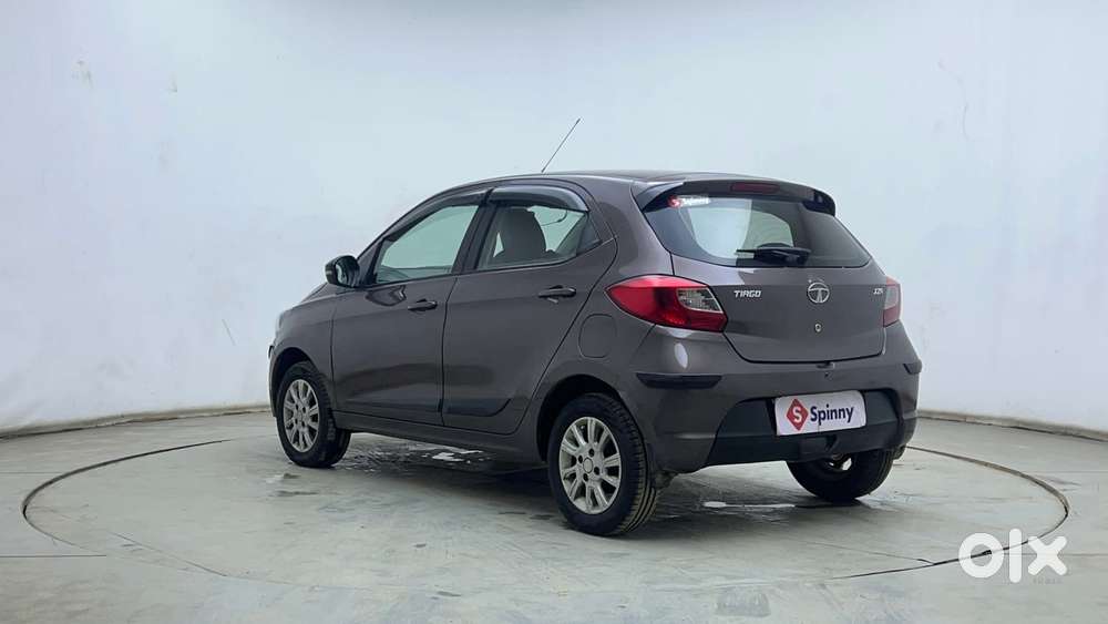 Tata Tiago Xza, 2018, Petrol