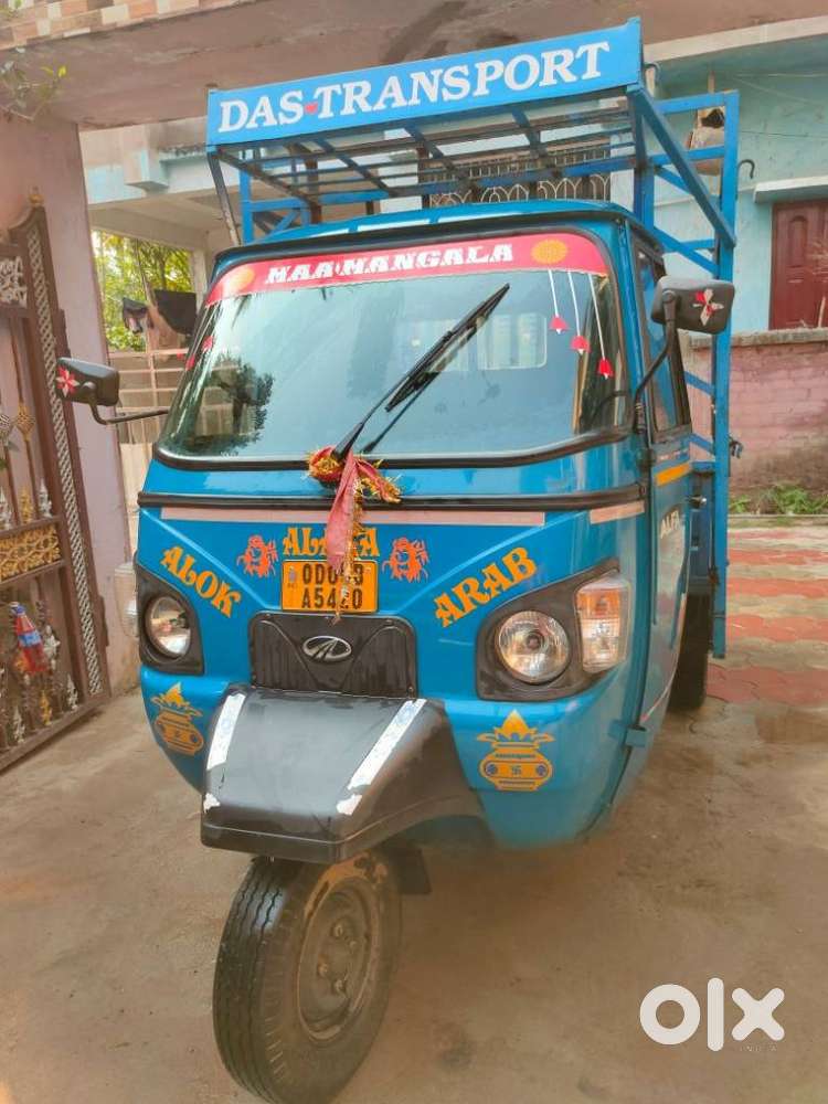 Mahindra Alturas G4 4wd At, 2021, Petrol