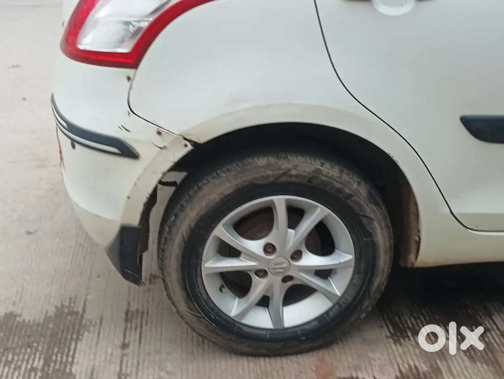 Maruti Suzuki Swift Vxi Petrol, 2014, Third Owner