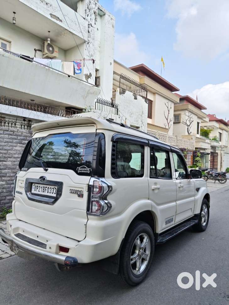 Mahindra Scorpio S8, 2016, Diesel