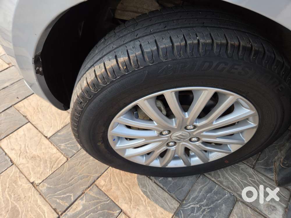 Maruti Suzuki Swift Dzire Zxi + Mt, 2024, Petrol