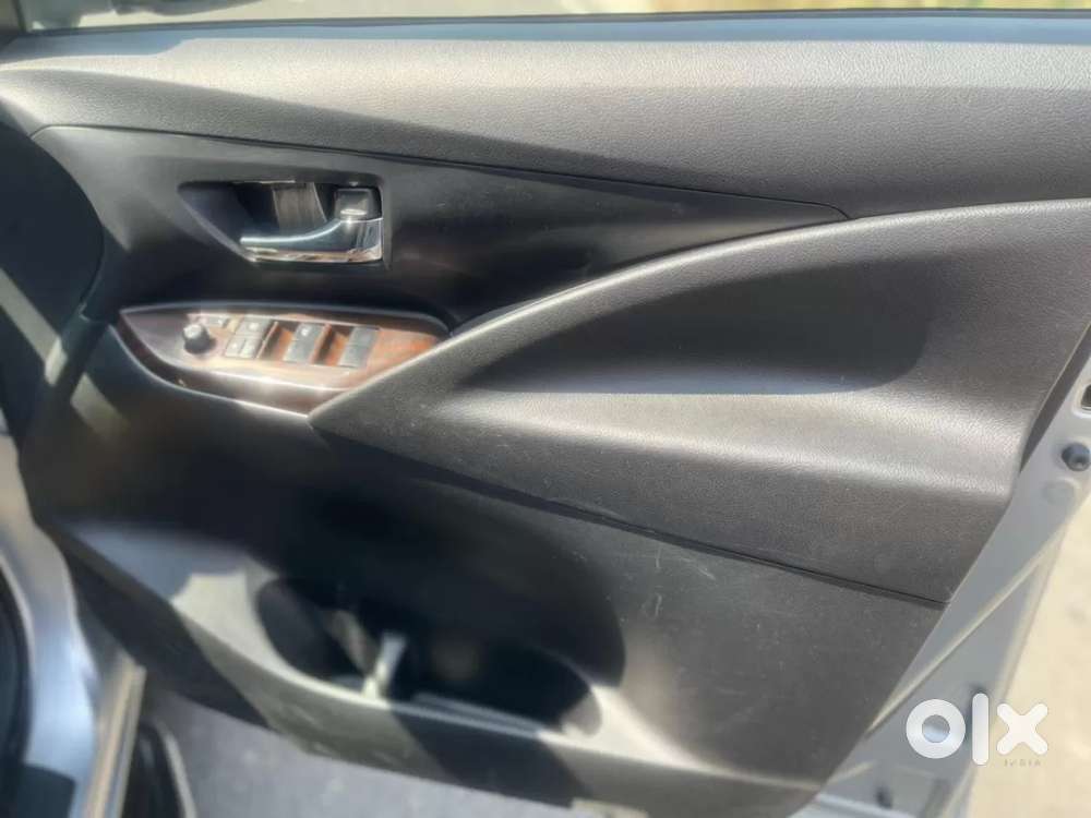 Toyota Innova Crysta [2020-ongoing] 2.4 Gx 7 Str, 2020, Diesel