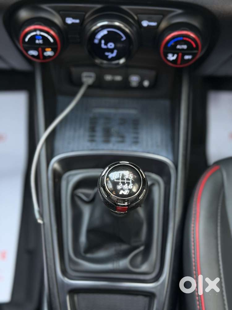 Hyundai Venue N Line N6 Mt Dual Tone, 2024, Petrol