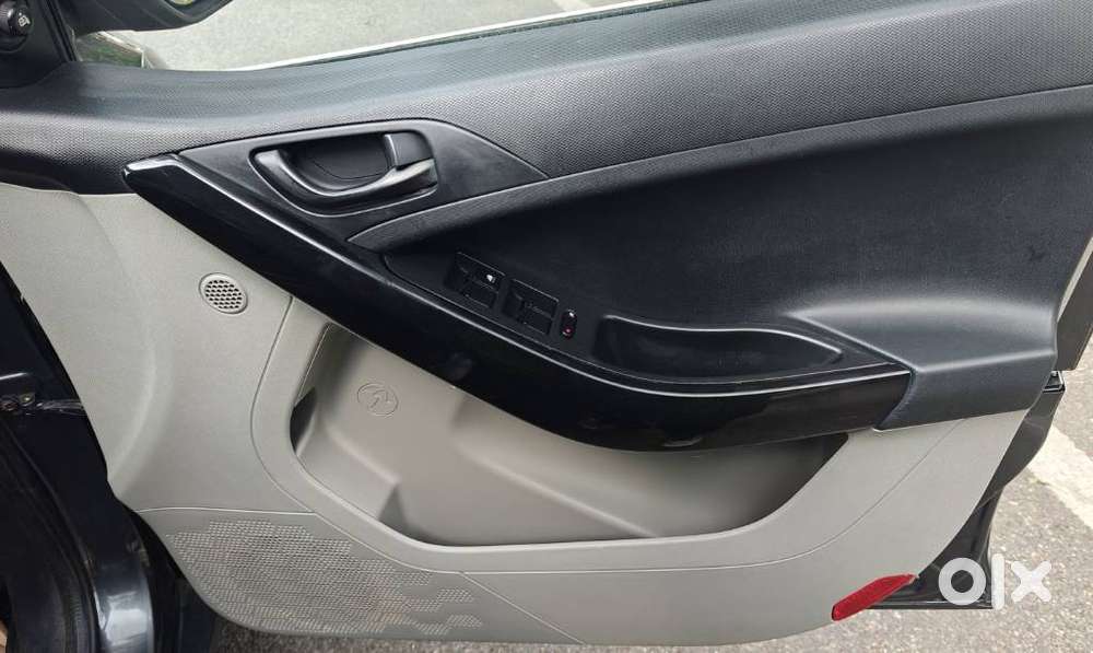 Tata Nexon 1.2 Revotron Xm (s), 2019, Petrol
