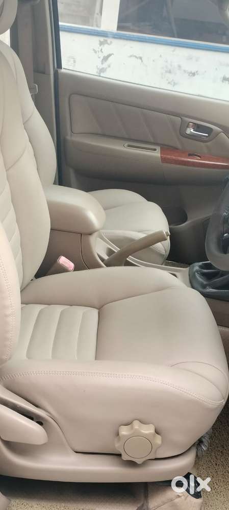 Toyota Fortuner 4x4 At, 2010, Diesel