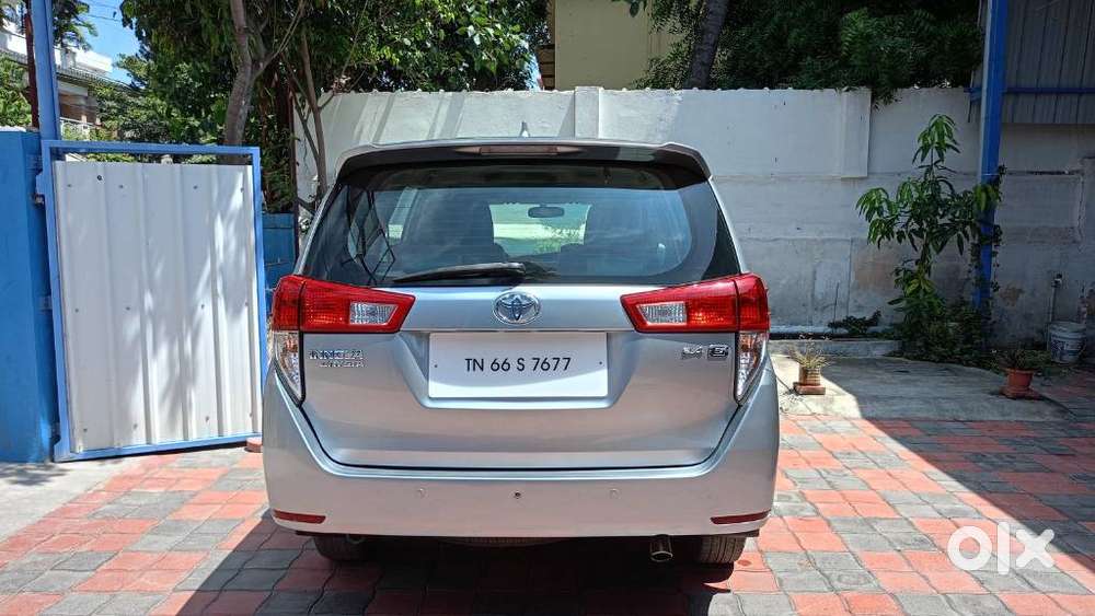 Toyota Innova Crysta 2.4 G Mt, 2016, Diesel