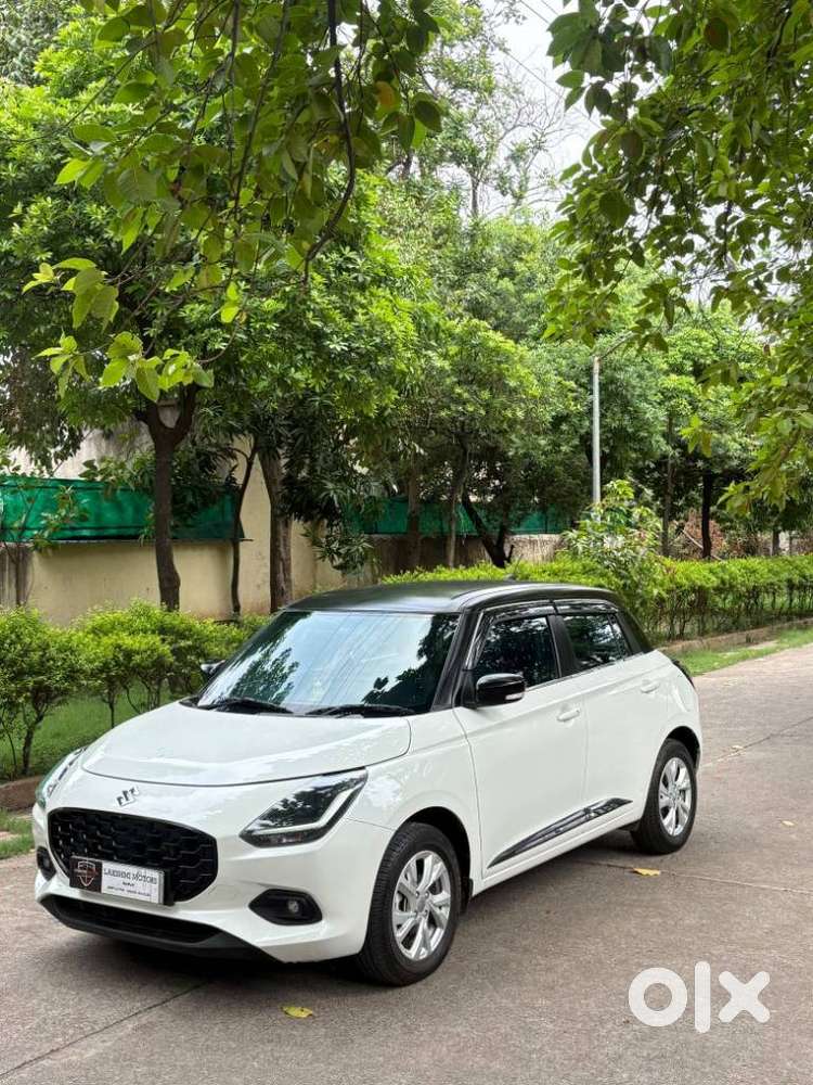 Maruti Suzuki Swift Zxi Plus Amt Dual Tone, 2025, Petrol