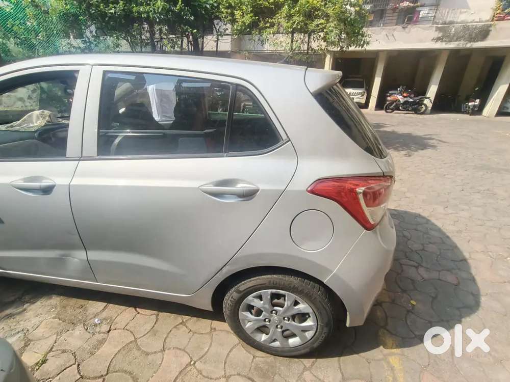 Hyundai Grand I10 2016 Petrol 89406 Km Driven