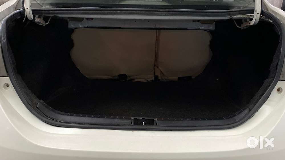 Toyota Corolla Altis [2014-2017] 1.8 G Cvt, 2015, Petrol