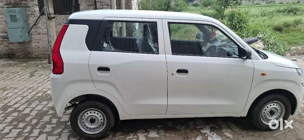 Wagon R Lxi Cng 2025 4 Tyre Like New Scratches Less Car