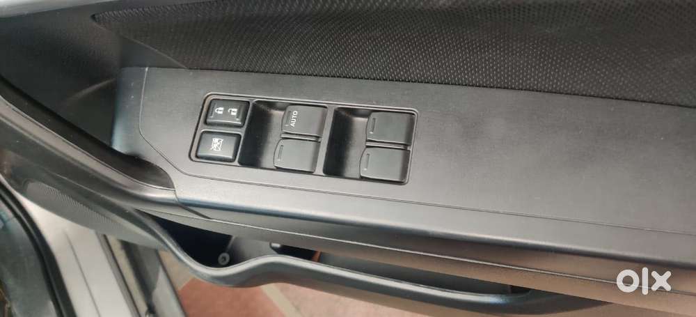 Maruti Suzuki Vitara Brezza Zdi Plus Amt, 2019, Petrol