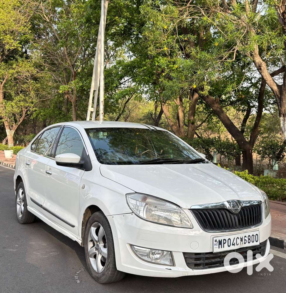 Skoda Rapid 1.5 Tdi Cr Elegance Plus, 2014, Diesel