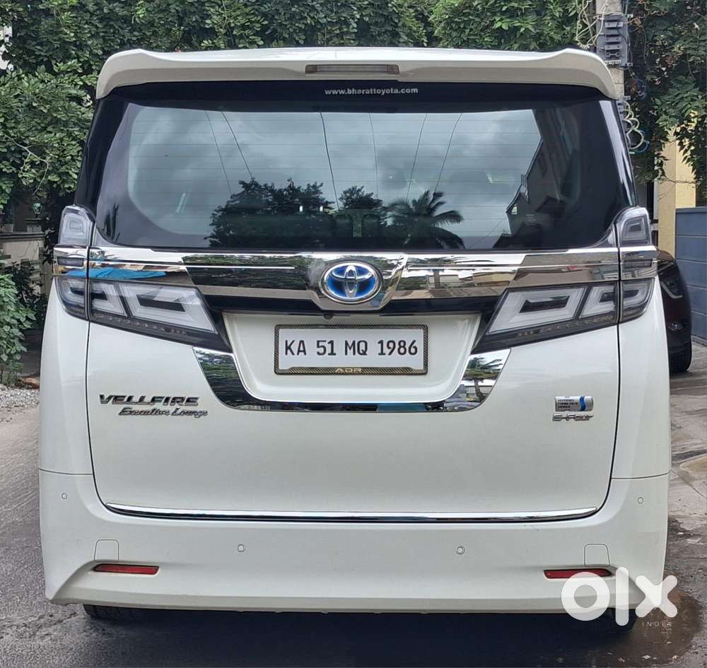 Toyota Vellfire 2.5 Hybrid, 2020, Petrol
