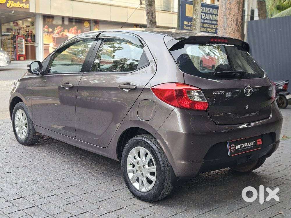 Tata Tiago 1.2 Revotron Xza, 2017, Petrol
