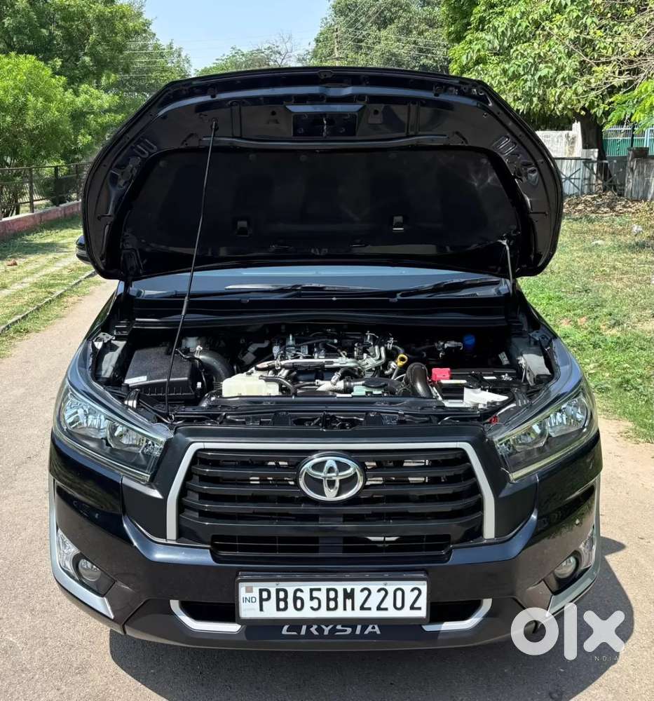 Toyota Innova Crysta 2.4 G Plus Mt 7 Str, 2024, Diesel